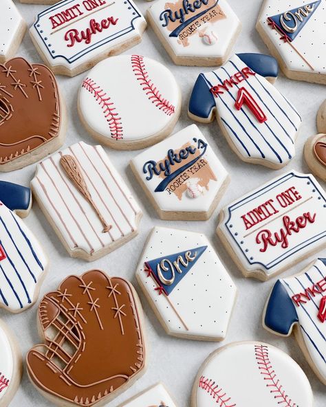 Baseball Themed Cookies Decorated, Vintage Baseball Cookies, 1st Birthday Baseball Cookies, Baseball Theme Cookies 1st Birthday, Baseball Party Cookies, Baseball Cookies With Royal Icing, Baseball Themed Cookies, Baseball Sugar Cookies Decorated, Baseball Decorated Cookies