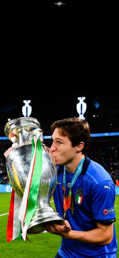 Italy Football Wallpaper, Federico Chiesa Wallpaper, Chiesa Wallpaper, Italy National Football Team, Juventus Wallpapers, Rugby Sport, Dragon Ball Super Artwork, Football Images, Juventus Fc