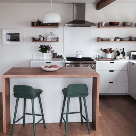 Waterfall Island Kitchen, Portable Kitchen Island, Unique Kitchen Design, Desain Pantry, Small Kitchen Island, Kabinet Dapur, Kitchen Island Decor, Portable Kitchen, Kitchen Island With Seating