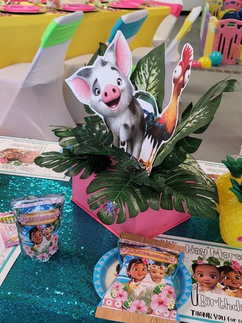 Moana Birthday Party Ideas Centerpieces, Moana Table Centerpieces, Moana Table Decorations, Moana Centerpieces Ideas, Moana Birthday Party Decorations, Baby Moana Birthday Party, Moana Centerpieces, Moana Birthday Decorations, Moana Birthday Party Ideas