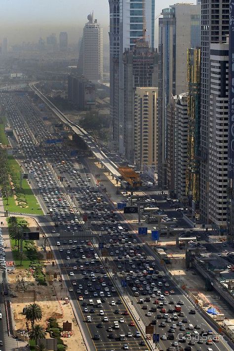 Dubai Road, Dubai Metro, برج العرب, Sheikh Zayed Road, Urban Sprawl, Dubai Architecture, Khalifa Dubai, Dubai Holidays, Sheikh Zayed