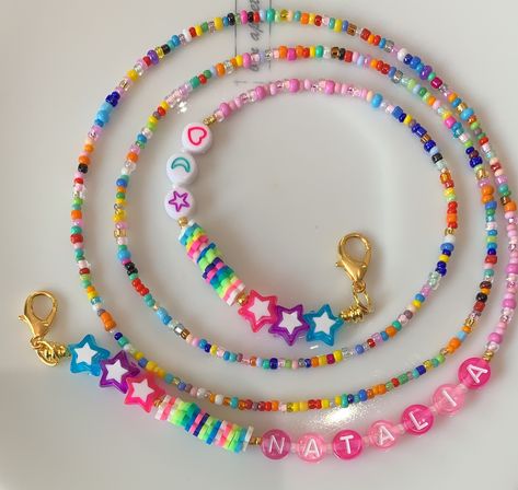 Kawaii Bracelet, Diy Pearl Necklace, Diy Earrings Easy, Mask Holder, Beaded Necklace Designs, Bead Charms Diy, Beaded Necklace Diy, Beads Bracelet Design, Beaded Bracelets Diy