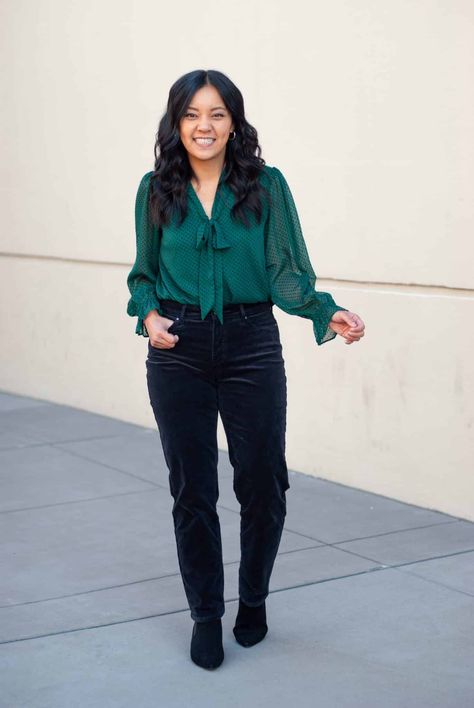 dressy holiday party outfit - green blouse + black straight leg corduroy pants + black boots Christmas Party Outfits Pants, Corduroy Pants Black, Nursing Friendly Outfits, Holiday Party Outfit Ideas, Black Velvet Pants, Holiday Outfits Christmas, 2024 Aesthetic, Party Outfit Ideas, Suede Blazer