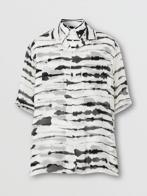 Casual Shirts for Men | Button Ups & Button Downs | Burberry United Kingdom Silk Overlay, Plain Polo Shirts, Button Ups, Luxury Men, Twill Shirt, Designer Shirts, Navy Fashion, Long Shorts, Burberry Men