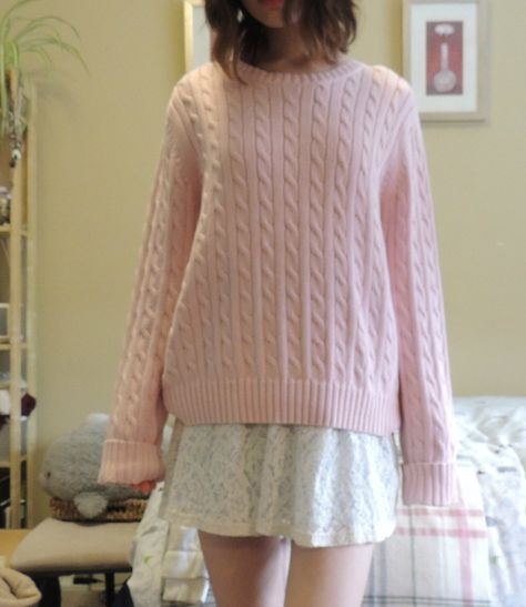 Tiktok Decor, Coquette Sweater, Sweaters Winter, Fashion Sweaters, Pink Coquette, Feminine Aesthetic, Nyc Fashion, Pink Outfits, Girly Outfits