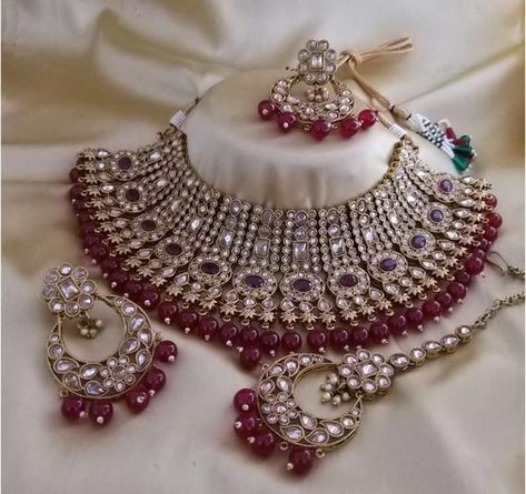 Fancy Choker, Bridal Jewlery, Trending Jewellery, Chunky Jewellery, Bridal Jewellery Inspiration, Kundan Jewellery Bridal, Indian Wedding Jewelry Sets, Indian Bridal Jewellery, Indian Jewelry Earrings