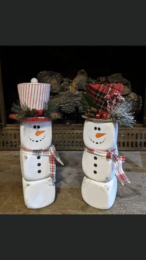 Diy Snowman Crafts, Dice Crafts, Crafts Snowman, Crafts To Try, Detergent Container, Snowmen Crafts, Snowman Crafts Diy, Snow People, Wooden Dice