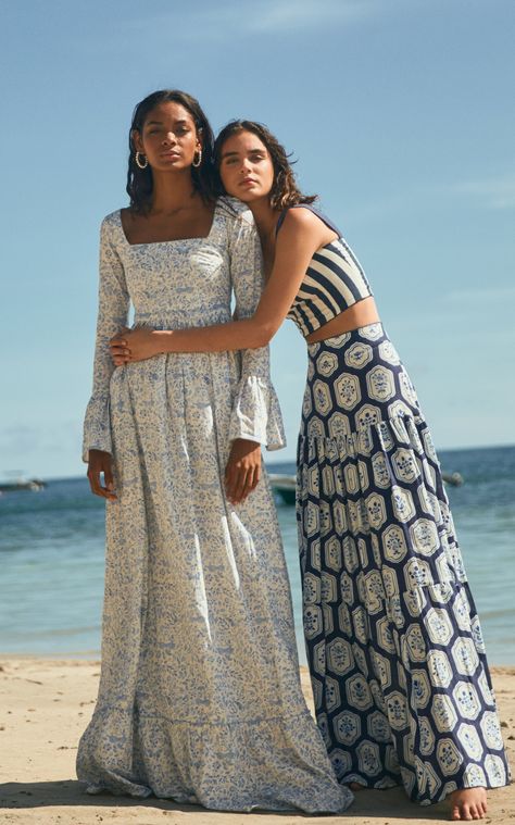 Colombian Women, Linen Crop Top, Linen Maxi Dress, Looks Chic, Striped Linen, Moda Operandi, Look Fashion, Fashion Collection, Chic Style