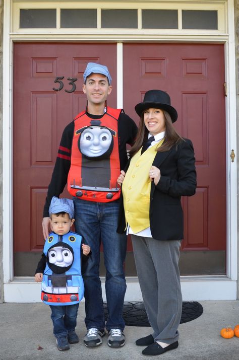 Thomas The Tank Costume, Thomas The Train Family Costumes, Thomas The Train Halloween Costume, Family Train Costume, Thomas The Train Costume, Dumbo Tattoo, Train Costume, Pregnant Mommy, Family Halloween Costume