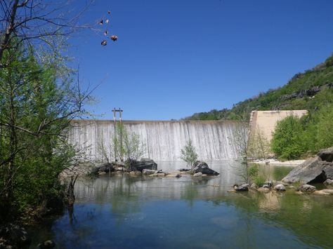 Paradise Canyon-Rio Medina, TX Paradise Canyon Texas, Canyon Texas, Texas Adventure, Lower Extremity, The Blue Sky, Hill Country, Places I Want To Go, Vacation Ideas, Country Living