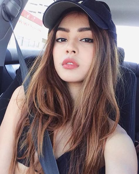 #lilymaymac #instagram Lily Maymac, Ordinary Girls, My Angel, Beauty Face, Rapunzel, Pretty Face, Woman Face, Hair Goals, Makeup Inspiration