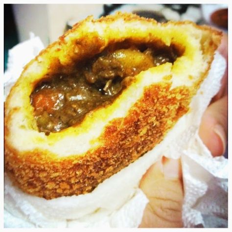 [ENG] Japanese Curry Bread - Kare Pan カレーパン Madness Part 1 : The Curry | The Midnight Snack Curry Bread Japanese, Curry Bread Recipe, Kare Pan Recipe, Curry Bun, Indonesian Curry, Curry Pan, Curry Japanese, Kare Pan, Curry Buns