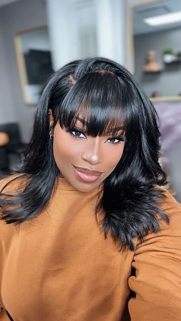 Bangs With A Side Part, Bob With Fringe Bangs, Natural Hair Bangs, Ginger Color, Side Part Hairstyles, Bouncy Hair, Bangs With Medium Hair, Pretty Braided Hairstyles, Hair Laid