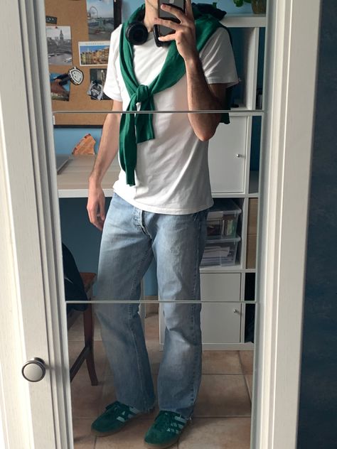 #ootd #summeroutfit #outfitinspo Green Sambas Outfits Men, Samba Outfit, Outfits Hombre, Streetwear Fits, Fits Inspo, Aesthetic Boy, 2000s Fashion Outfits, Basic Fits, Summer Fits