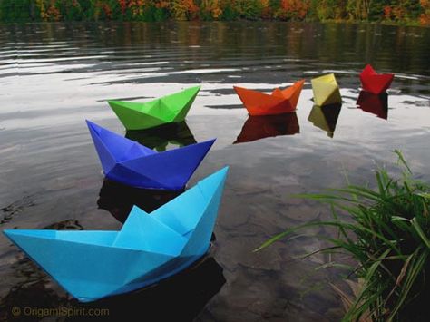 Origami Shapes, Paper Boats, Indoor Crafts, Swim Float, Origami Boat, Small House Decorating, Paper Wall Hanging, Colorful Paper, Origami Animals