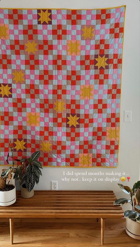 Eclectic Quilt, Quilt Wall Decor, Vintage Quilt Aesthetic, Patchwork Quilt Bedroom, Quilt Hanging, Quilt On Wall, Patchwork Quilt Bedroom Decor, Quilt Hanging Ideas, Patchwork Quilt Aesthetic