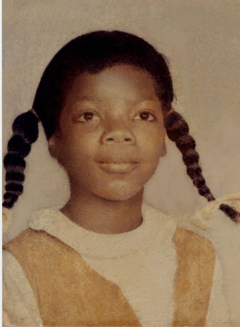 Oprah Winfrey ❤️ January 29, 1954. Oprah Winfrey Aesthetic, Young Oprah, Oprah And Stedman, Celebrity Baby Pictures, Celebrity Yearbook Photos, High School Pictures, Richard Johnson, Celebrity Yearbook, Coretta Scott King