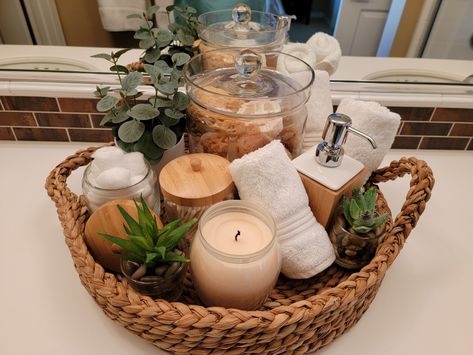 Bamboo Tray Bathroom, Guest Bath Supplies, Accessories For Bathroom Counter, Guest Bathroom Soap Display, Bamboo Decor Bathroom, Seagrass Basket Decor Ideas, Bathroom Basket Decor, How To Decorate Bathroom Counter, Spa Bathroom Ideas Master Bath Decor