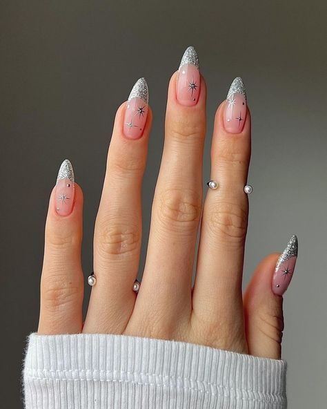 65 Winter Nail Ideas You’ll Want to Copy in 2023 | Glamour Silver Nye Nails, Nee Years Nails, Silver Christmas Nail Designs, Silver Nails Designs, New Year’s Nails, Silver Winter Nails, Silver Nails Ideas, Nye Nail Ideas, Silver Nail Ideas