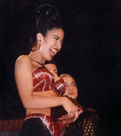 Selena Boutique, Selena And Chris Perez, Selena Selena, Selena Pictures, Singer Fashion, Selena Q, Tejano Music, Selena Quintanilla Perez, Kali Uchis