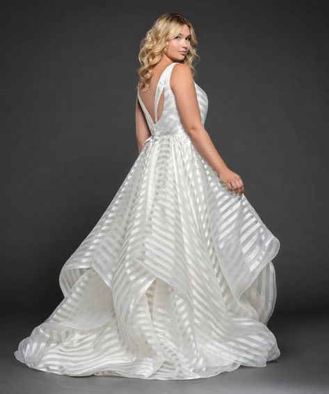 Style 6661 Decklyn Hayley Paige bridal gown - Ivory striped organza bridal ball gown, draped ballerina bodice with curved V-neckline, open back with cut-out detail, full cascading skirt. Matching La Petite Flower Girl Style 5824 Zazie Hayley Paige Bridal, Organza Ball Gown, Hayley Paige Wedding, Hayley Paige Wedding Dress, Organza Bridal, Jlm Couture, Kleinfeld Bridal, Bridal Ball Gown, Hayley Paige