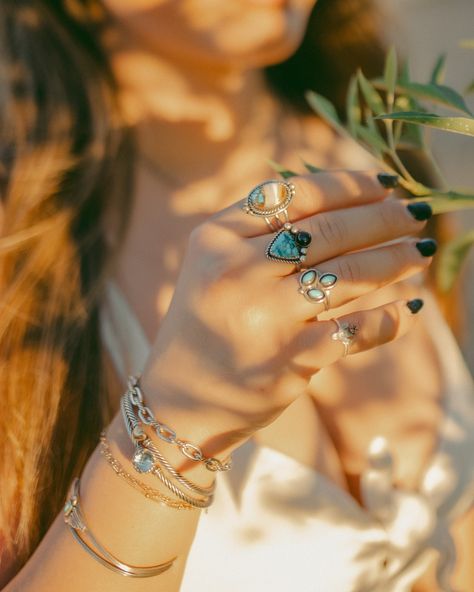 A little sneak peak from our @mysticdesertdesignsco collab✨ Hand made jewelry | western shoot | Arizona photographer | Arizona small business | women supporting women | horses | desert | branding collab | turquoise jewelry Arizona Photographer, Women Supporting Women, Hand Made Jewelry, Turquoise Jewelry, Business Women, Street Style, Turquoise, Jewelry Making