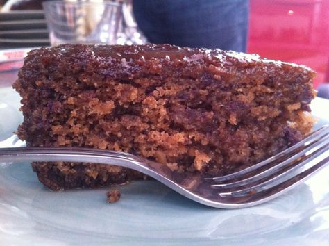 Ina Garten Foolproof Sticky Toffee Pudding with Bourbon Glaze Toffee Date Cake, Sticky Toffee Cake, Toffee Cake, Bourbon Glaze, Date Cake, Fruit Cake Christmas, Sweetened Whipped Cream, Best Carrot Cake, Toffee Pudding