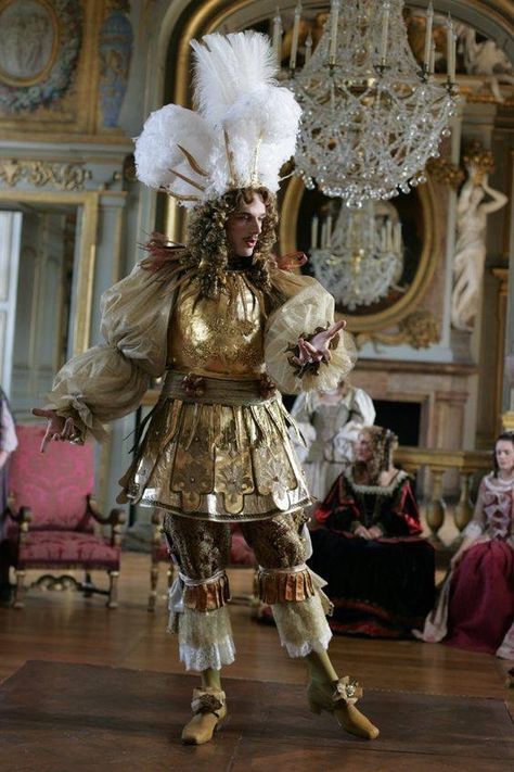 The Sun King, Versailles Royal Costumes, Costume Inspirations, Pierrot Clown, 17th Century Fashion, King Costume, Rococo Fashion, French Movies, Historical Movies, Period Clothing