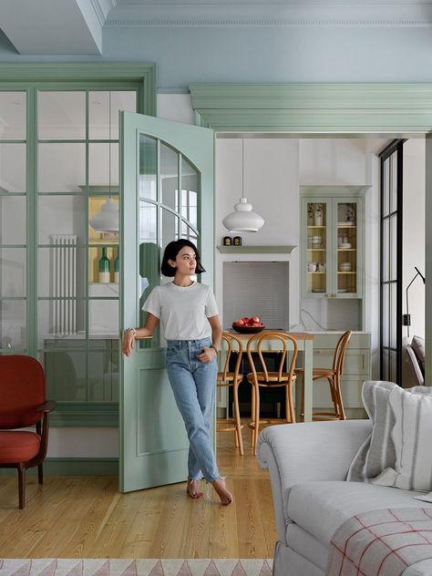 Why Colourful Internal Window Wall Dividers Are My Current Interior Crush — MELANIE LISSACK INTERIORS Internal Window, Striped Floor, Wall Dividers, Colorful Apartment, Interior Design Per La Casa, Room Divider Doors, Divider Wall, Design Del Prodotto, Internal Doors