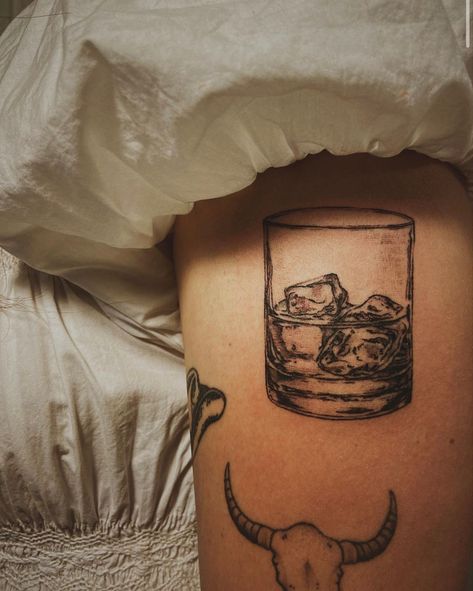 Neat- just the way he likes it ❤️🥃 Rocks Glass Tattoo, Whiskey Bottle Tattoo, Savannah Tattoo, Black Velvet Whiskey, Whiskey Tattoo, Doodle Tattoos, Whiskey Neat, Country Tattoos, Bottle Tattoo