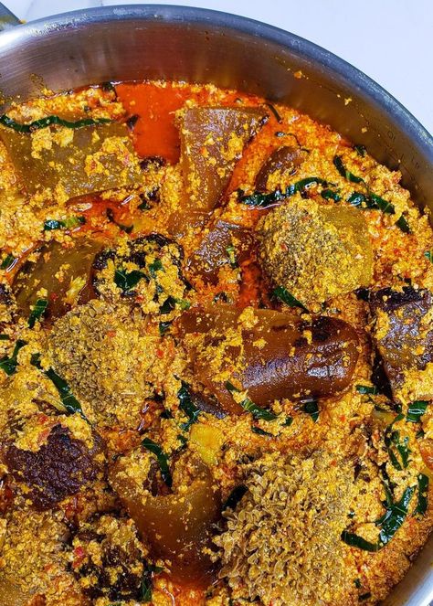 Egusi Soup Recipes, Nigerian Foods, Egusi Soup, Melon Soup, Nigeria Food, Boiled Beef, Ghana Food, African Recipes Nigerian Food, Melon Seeds