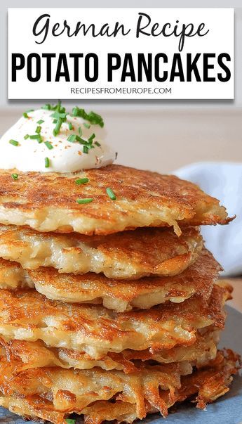 Looking for a delicious potato pancake recipe? This classic German version from shredded potatoes is very easy to make! #potatopancakes #germanrecipes Potato Pancake Recipe, Easy German Recipes, German Food Authentic, Potatoe Pancake Recipe, Potato Pancake, German Potato, Thanksgiving Menu Ideas, Traditional Thanksgiving, Shredded Potatoes