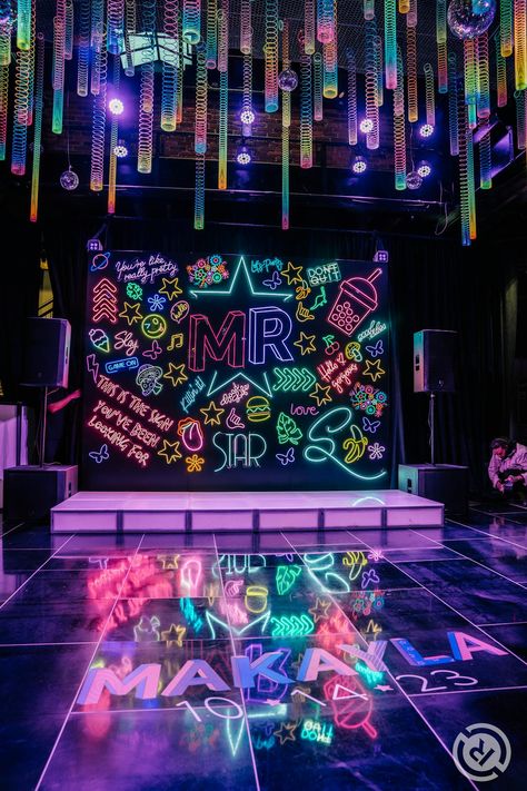 This Bat Mitzvah Was An Electric Blowout at The Assembly Room | Revolution Event Design & Production | PartySlate Disco Centerpieces, Bar Mitzvah Ideas, Bat Mitzvah Decorations, Bat Mitzvah Themes, Mitzvah Themes, Mitzvah Decor, Rave Party, Winter Party, Bar Mitzvah