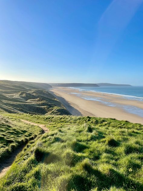 South West Coast Path from Perranporth to Newquay 17.7km walk! Stunning beaches! – Travel Vixta Southwest Coast Path, South West England, Perranporth Beach, English Coast, Cornwall Coast, South West Coast Path, Nature Walk, English Countryside, South West