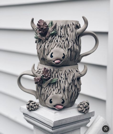 Ceramic Highland Cow, Highland Cow Pottery, Polymer Clay Highland Cow, Animal Mugs Ceramic, Clay Mug Designs, Cow Pottery, Monster Mugs, Cow Mugs, Clay Cow