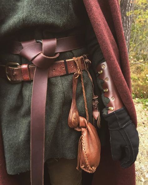 Belt Pouches, Elf Ranger, Wood Elf, Fantasy Aesthetic, Medieval Fantasy, Robin Hood, Character Aesthetic, Leather Pouch, Archery