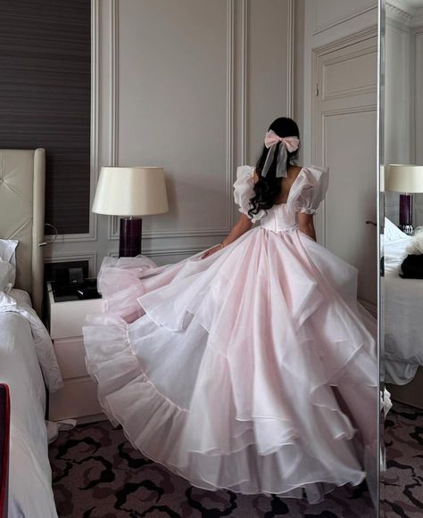 Ball Gown Aesthetic, Gown Aesthetic, Poofy Dress, Dream Prom Dress, Pink Ball Gown, Pretty Pink Princess, Dream Prom, Puffy Dresses, Fantasy Dresses