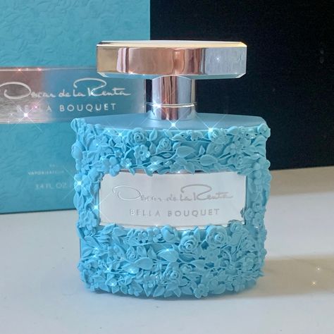 Bella Bouquet 💐- Oscar de la Renta - Fragrance Incredible Quote, Facial Oils, Summer Fragrance, Best Seasons, Perfume Collection, Facial Oil, Floral Fragrance, Fragrance Notes, Holiday Collection