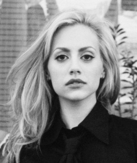 Victoria Tornegren, Brittany Murphy, Actrices Hollywood, Carrie Bradshaw, Girl Crushes, Woman Crush, American Actress, Role Models, Pretty Woman