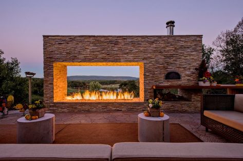 24 Perfect Patios with Fire Pits and Fireplaces | The Study Barbacoa Jardin, Outdoor Fireplace Designs, Cool Fire Pits, Concrete Fireplace, Casas Coloniales, Patio Spaces, Fireplace Wall, Outdoor Kitchen Design, Fireplace Design