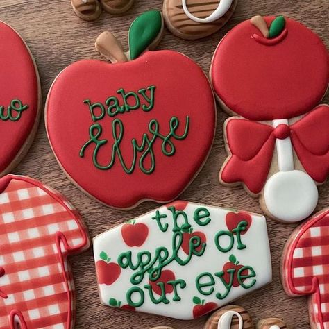 MadGal Cookies on Instagram: "Such a creative theme for a babyshower🍎🍃" Apple Of Our Eye Baby Shower Theme, Apple Themed Baby Shower Ideas, Apple Of Our Eye Baby Shower Ideas, Apple Of My Eye Baby Shower Ideas, Apple Baby Shower Theme, Baby Shower Fall Ideas, Fall Baby Shower Cookies, September Baby Showers, Fall Baby Shower Invitations