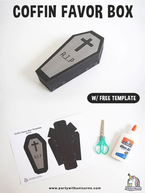 FREE Halloween Favor box. This coffin box is the perfect way to gift some spooky treats. #halloweentreats #halloweencrafts #halloweencraftsforkids #craftsforkids Boxes Template, Coffin Treats, Treat Box Template, Free Craft Templates, Dinosaur Party Invitations, Fun Halloween Treats, Halloween Treat Boxes, Coffin Box, Halloween Coffin