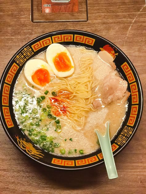 My favorite ramen at Ichiran Ramen in Kyoto [i ate] Ichiran Ramen, Food Goals, Japan Food, Food Obsession, Cafe Food, Pretty Food, Food Cravings, I Love Food, Soul Food