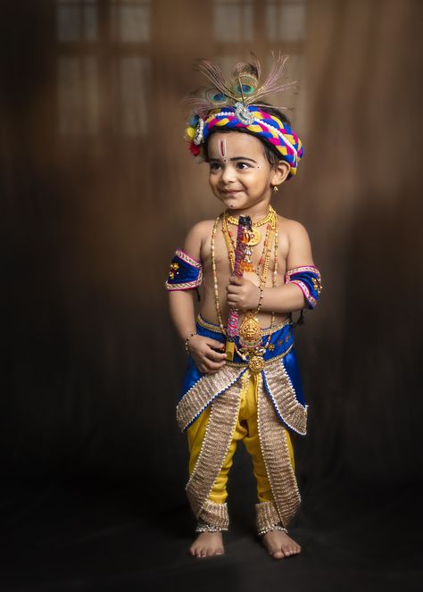 Krishna Fancy Dress Ideas For Kids Boys, Krishna Getup For Boys, Krishna Outfits For Kids, Krishna Dress For Baby Girl, Krishna Look For Kids, Krishna Poses Photoshoot, Krishna Getup For Babies, Krishna Getup For Kids, Krishna Dress Up Ideas