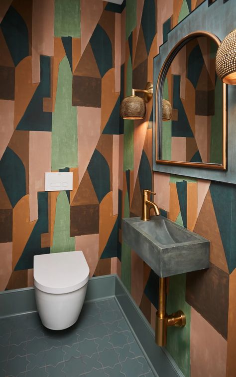 29 Bathroom Wallpaper Ideas to Totally Transform Your Space | Architectural Digest Powder Toilet, Toilet Wallpaper, Wallpaper Toilet, Half Bath Design, Big Pond, Wallpaper Powder Room, Jonas Wood, Bathroom Wallpaper Ideas, Restaurant Bathroom