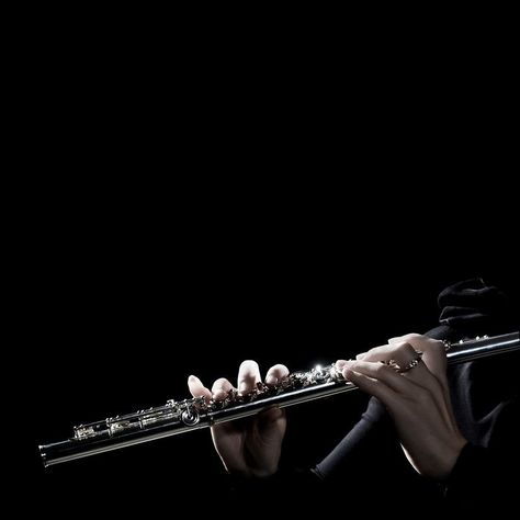 The Flute is a fun instrument to play. See some world-class tutorials here ⭆ https://teds-list.com/tutorial/wind/flute/ ⭅ #flutemusic #flutelife #flutelyfe #flutelove #flutecover #fluteplayers #fluteteacher #flutesolo #piccoloflute #musiceducation #classicmusic #instamusician #musicstudent #musiccomposition #soundscapes #classicalmusicians #talentedmusicians Dark Flute Aesthetic, Flute Photography, Flute Aesthetic, Comfort Books, Piccolo Flute, Minimalism Photography, Flute Lessons, Piano Photography, Flute Playing