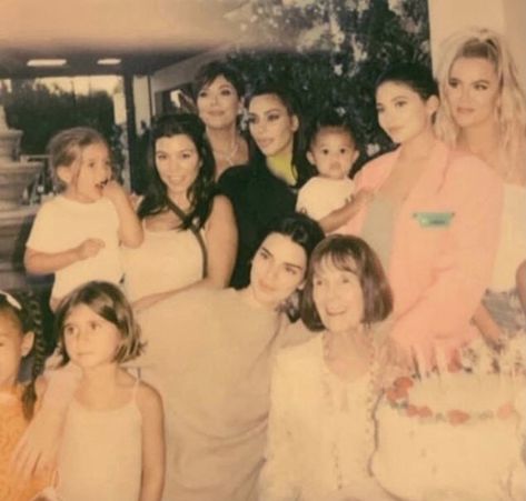 Jenner Kids, Estilo Kardashian, Trajes Kylie Jenner, Penelope Disick, Kardashian Kids, Jenner Family, Tristan Thompson, Kardashian Family, Kylie Kristen Jenner