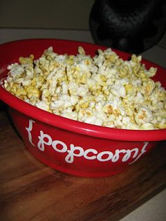 Popcorn Bowls, Diy Popcorn, Popcorn Bowl, Popcorn Gift, Ginger Snap, Microwave Popcorn, Vacation Bible School, Cricut Explore Air, Guest Blogging