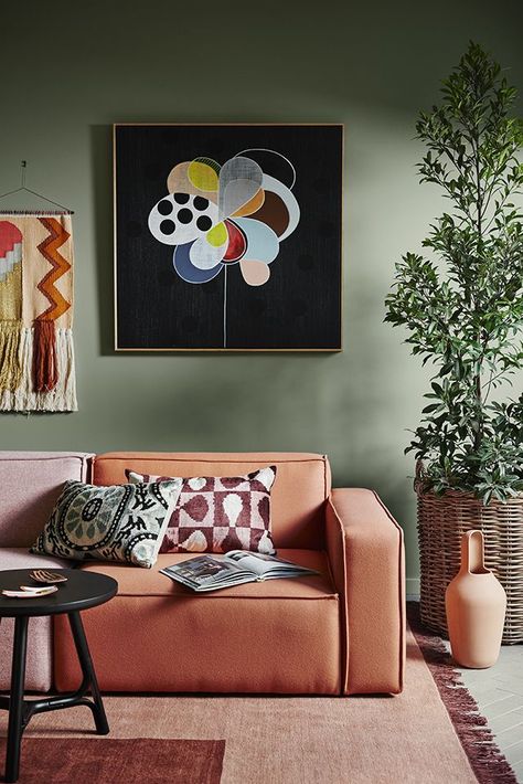 Dulux Colour Trends 2018 | Kinship Part II | The Design Chaser | Bloglovin’ Terra Cotta Paint Color, Terracotta Living Room, Orange Couch, Olive Green Walls, Orange Sofa, Sage Green Walls, Green Walls, A Living Room, Interior Trend