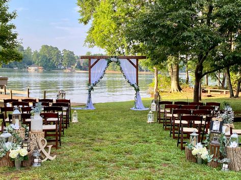 Outdoor Wedding Ideas By The Water, August Lake Wedding, Weddings By The Lake, Outdoor Wedding By Lake, Lake Wedding Simple, Country Lake Wedding, River Wedding Decor, Small Lakefront Wedding, Outside Lake Wedding Ideas